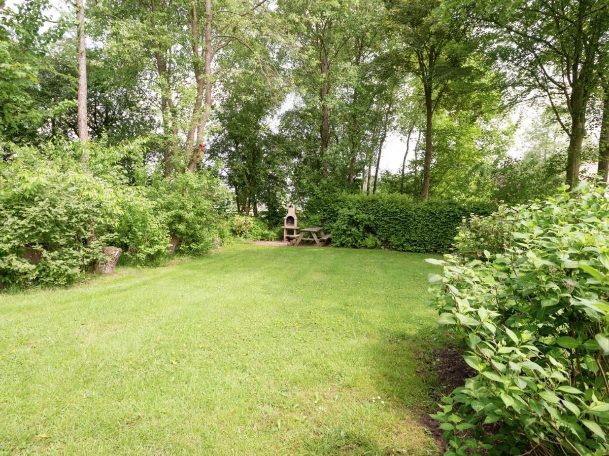 Villa With Spacious Garden Near Heeten Экстерьер фото